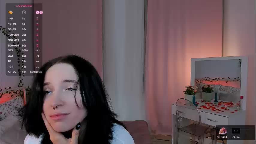 lilithlunna Adult Chat December 4, 2025