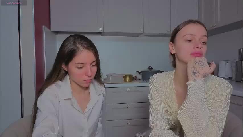 ihavepaws33 Adult Chat December 4, 2025