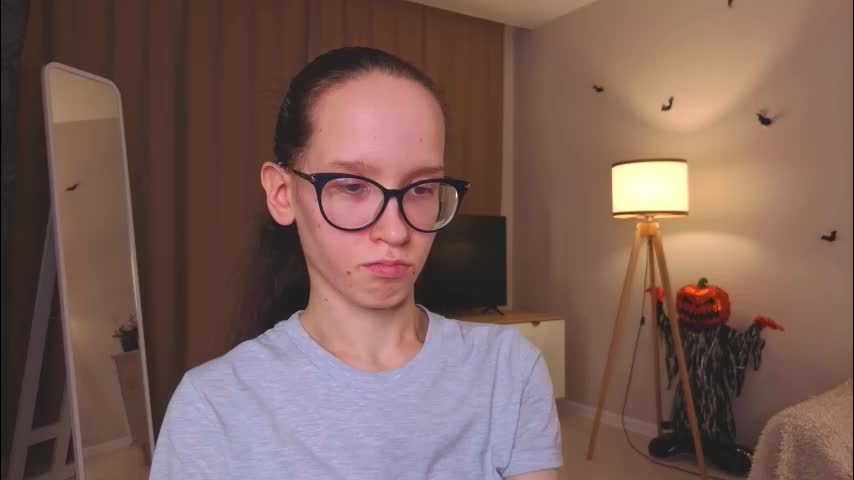 lynettebails Adult Chat December 4, 2025