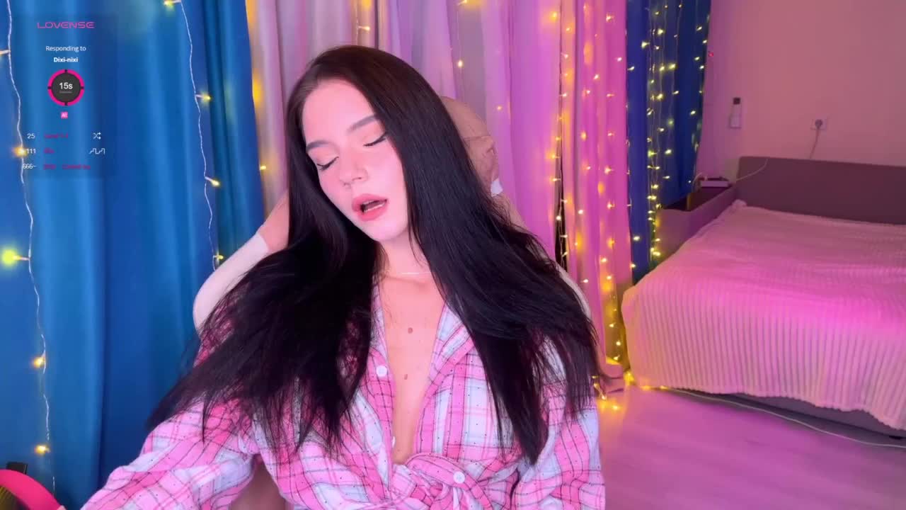 -Violetta- Adult Chat December 4, 2025