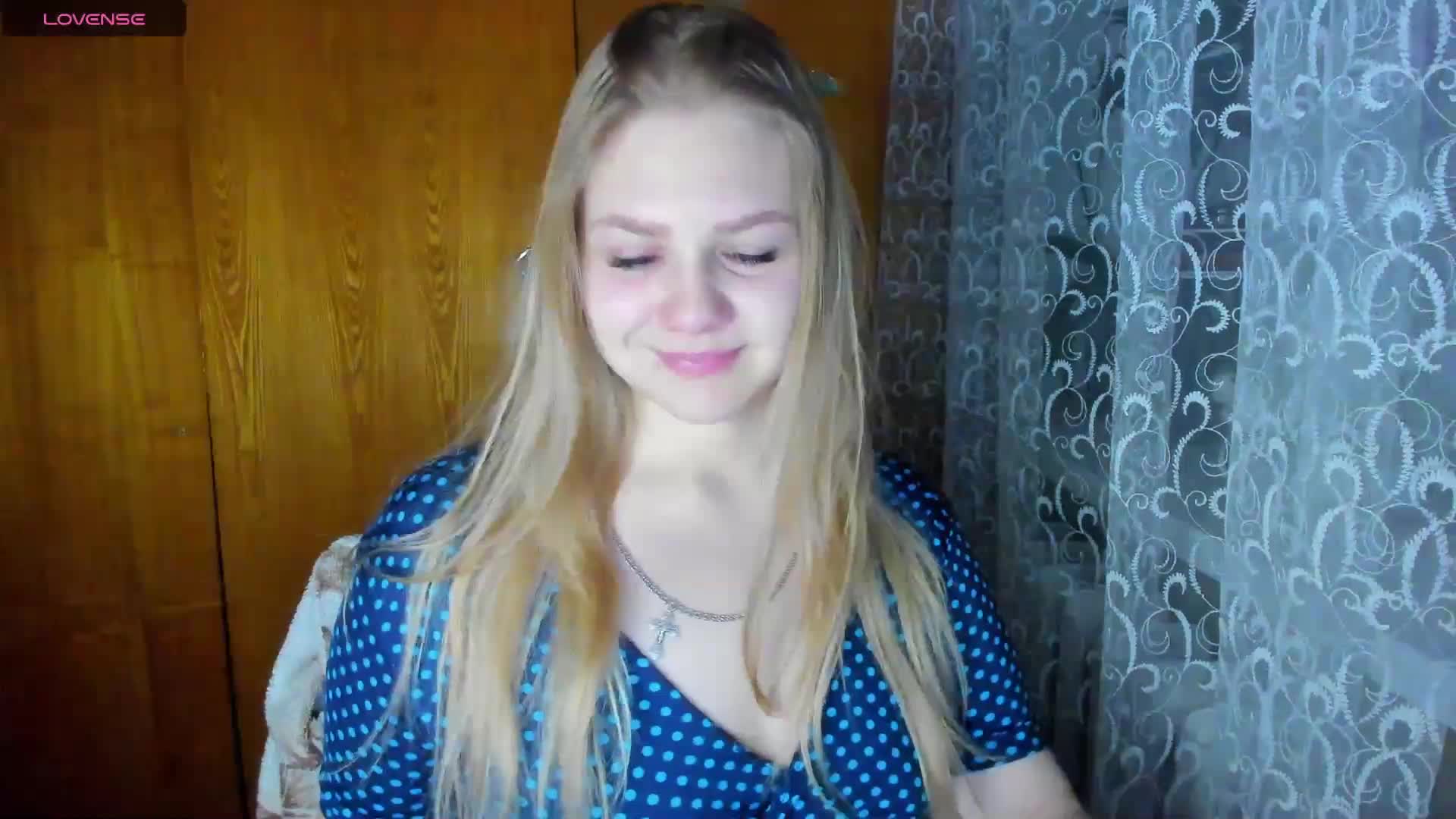 Emma-Frizea Adult Chat December 4, 2025