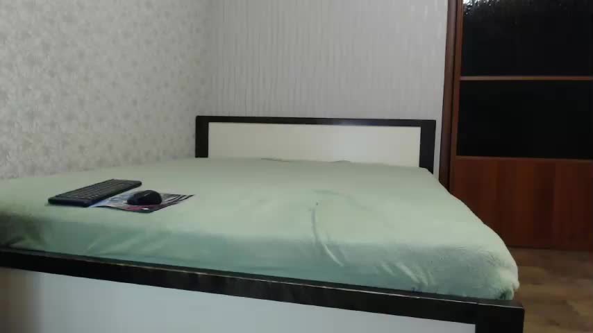 Yagodka-mmm Adult Chat December 4, 2025