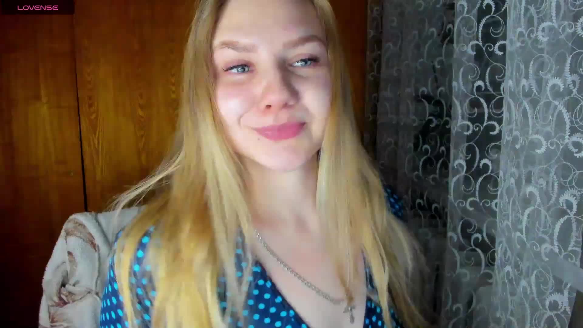 Emma-Frizea Adult Chat December 4, 2025