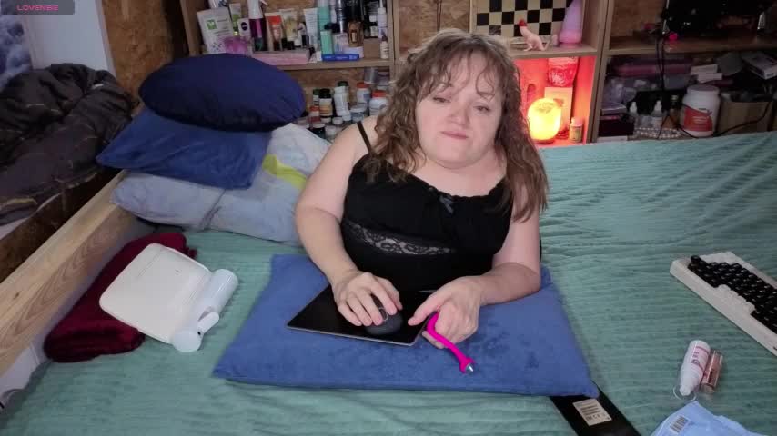 MiniNatalie Adult Chat December 4, 2025