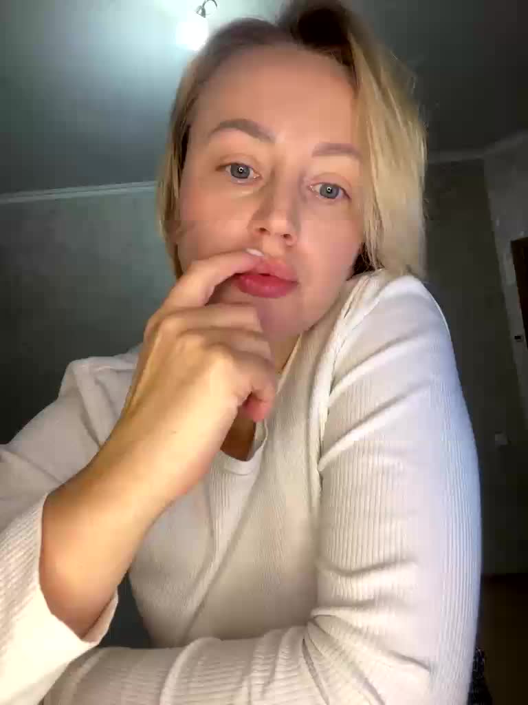 CozySandra Adult Chat December 4, 2025