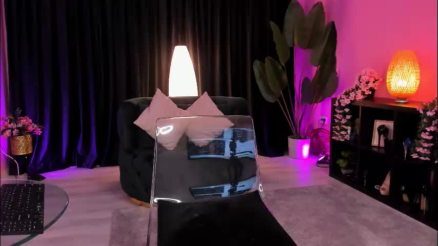 the_arabian_princess Adult Chat December 4, 2025