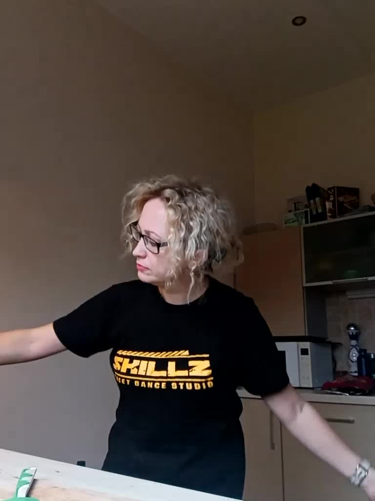 Krasotkas_duo Adult Chat December 4, 2025