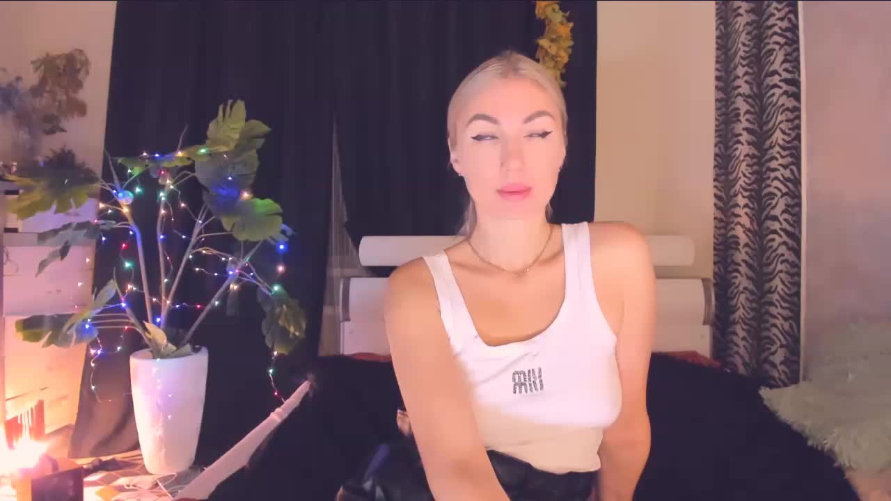 OMG_WTF Adult Chat December 4, 2025