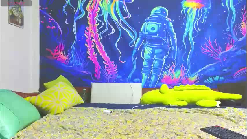 jadelin_min Adult Chat December 4, 2025