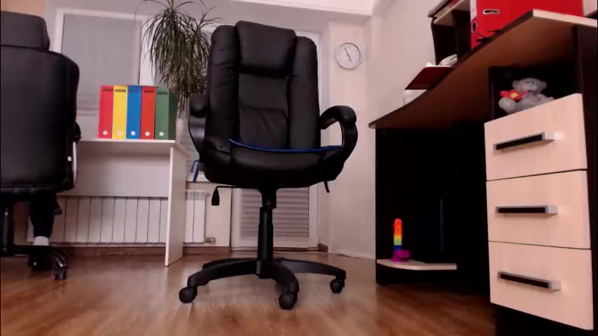 hottdoll611 Adult Chat December 4, 2025