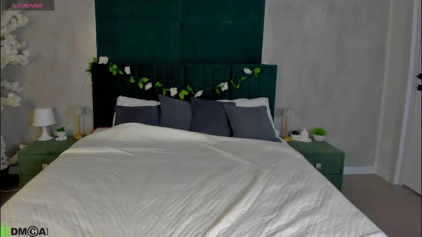 melanie_ryer Adult Chat December 4, 2025