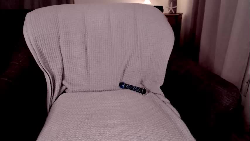 raven_feathers Adult Chat December 4, 2025