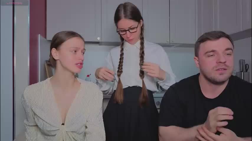 ihavepaws33 Adult Chat December 4, 2025