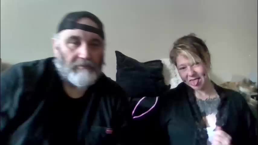 foxyfang Adult Chat December 5, 2025