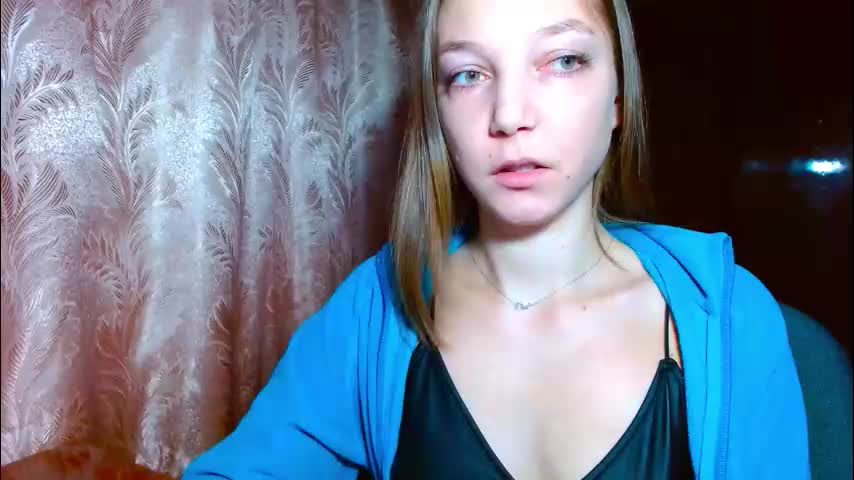 emilly_xkiss Adult Chat December 4, 2025