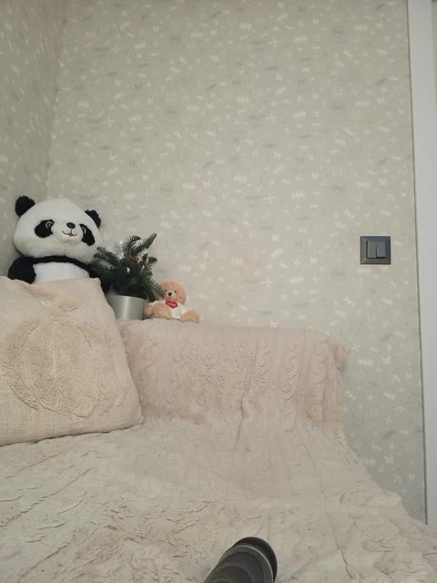 Black_chick Adult Chat December 4, 2025