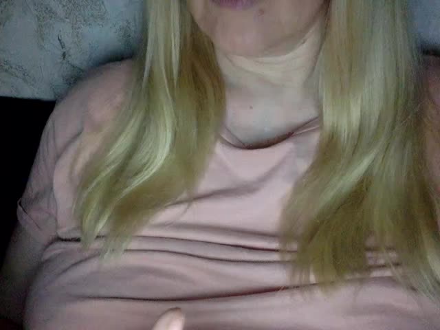 BlondyVio Adult Chat December 5, 2025