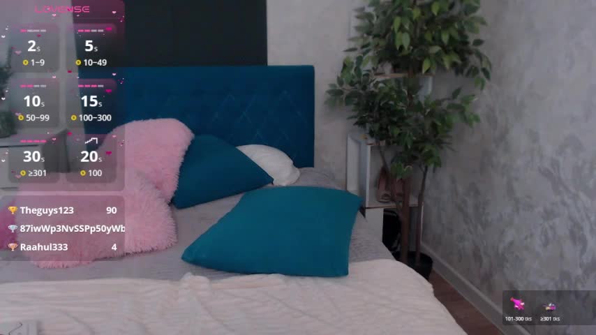 JennyyHot Adult Chat December 4, 2025