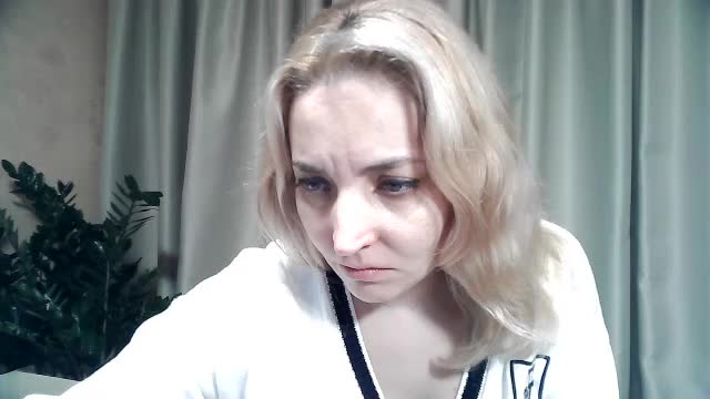 mariska-kiska Adult Chat December 5, 2025