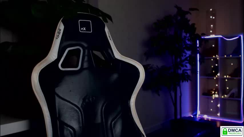 queensy_sins_x Adult Chat December 5, 2025