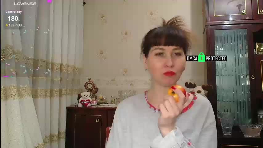 caroliiine Adult Chat December 4, 2025