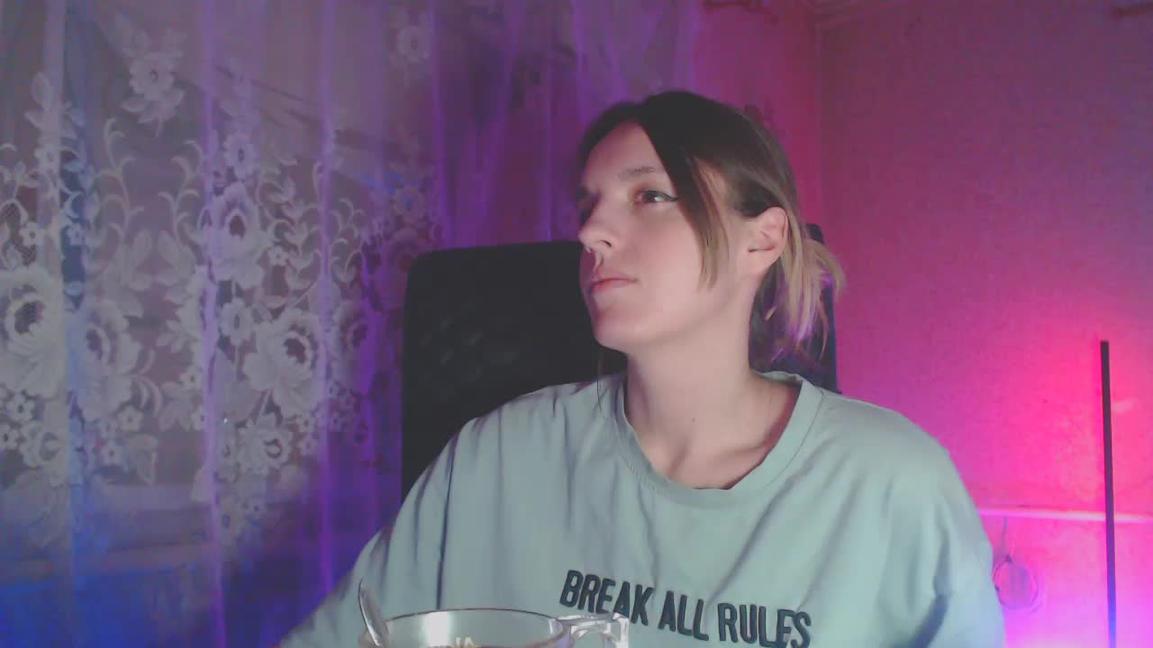 Babymuro4ka Adult Chat December 5, 2025