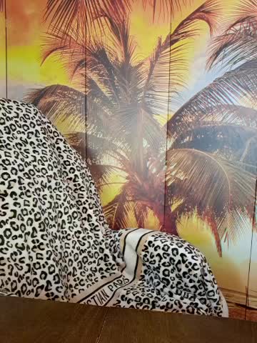 Miss_tits2025 Adult Chat December 5, 2025