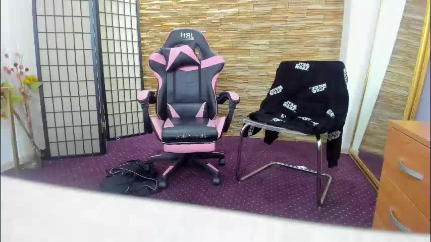 aisharouhi Adult Chat December 5, 2025