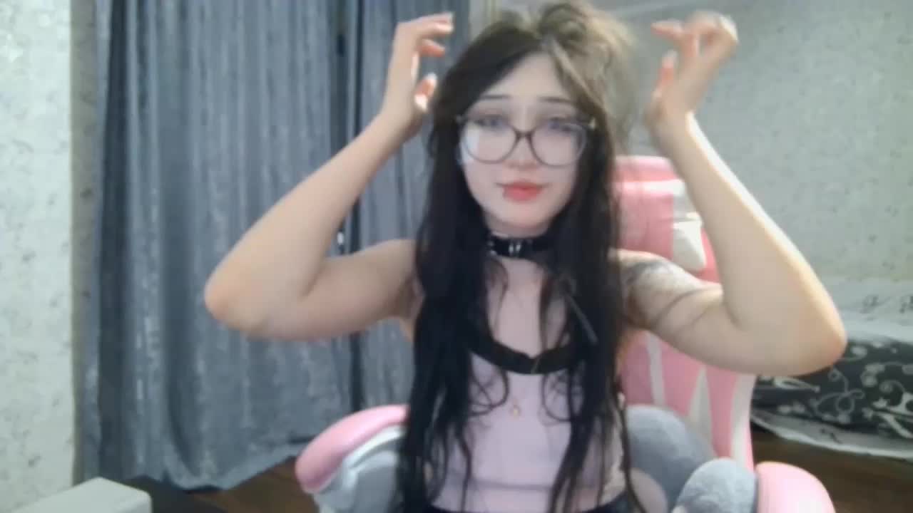 SweetLulyX Adult Chat December 5, 2025