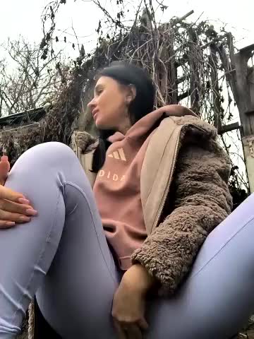 KikiXRed Adult Chat December 4, 2025