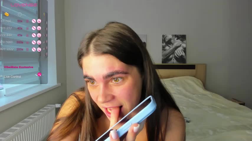 Bella_Foryou Adult Chat December 5, 2025