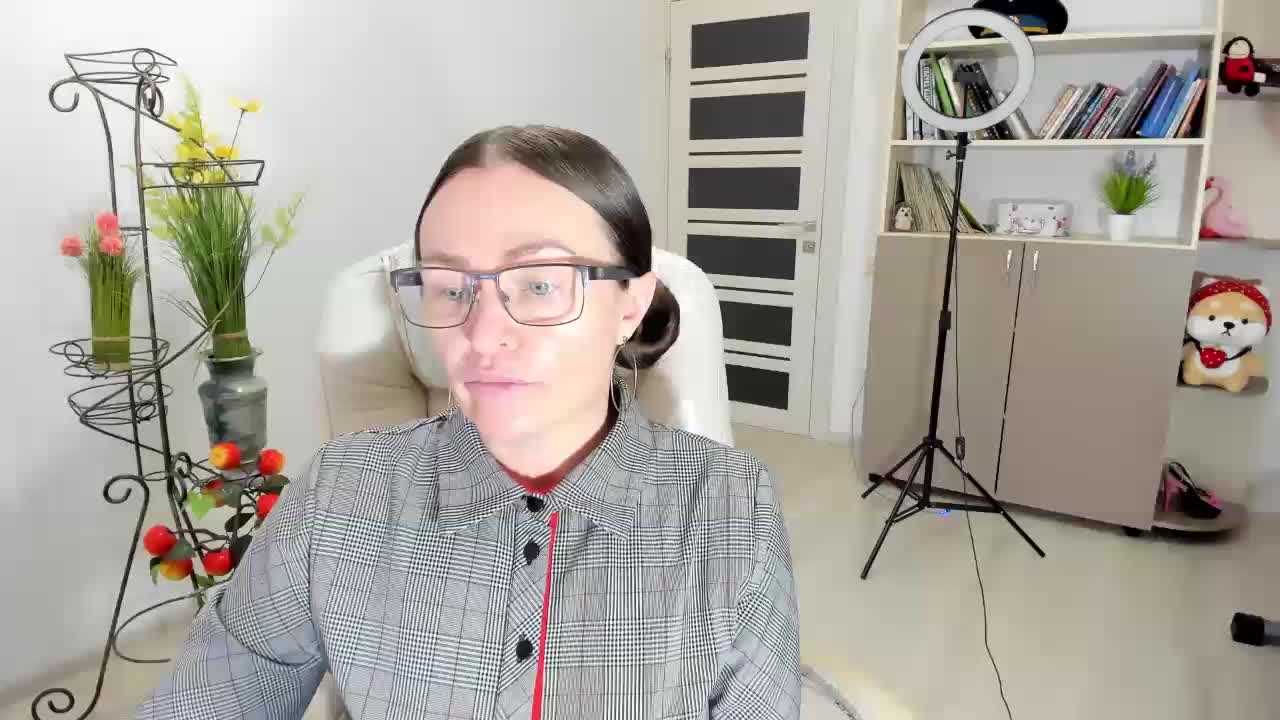 -Michelle- Adult Chat December 4, 2025