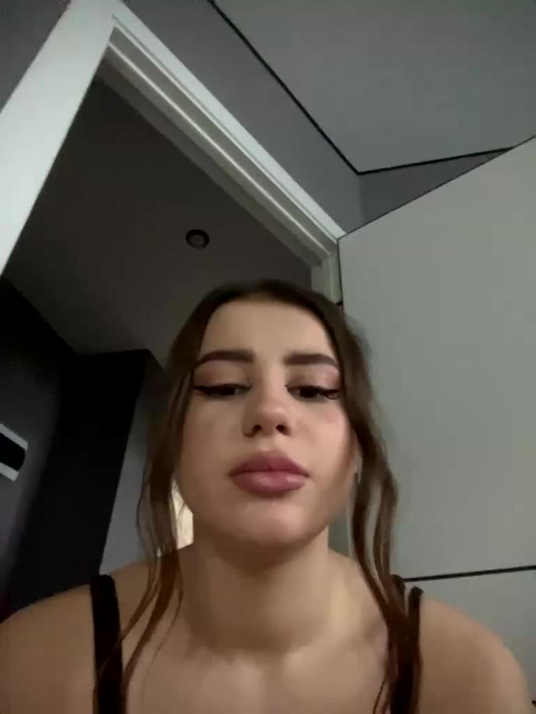 Vik04ka Adult Chat December 4, 2025