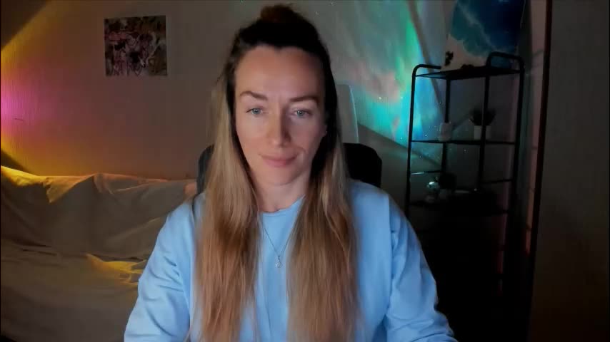 save_the_qween Adult Chat December 5, 2025