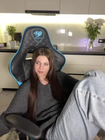 CurlyLara Adult Chat December 5, 2025