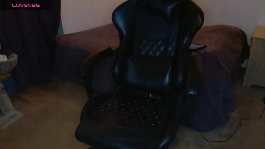 jtripled Adult Chat December 5, 2025