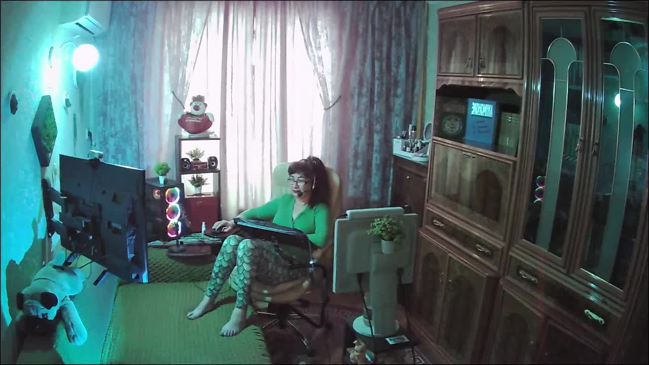 Infodar Adult Chat December 5, 2025