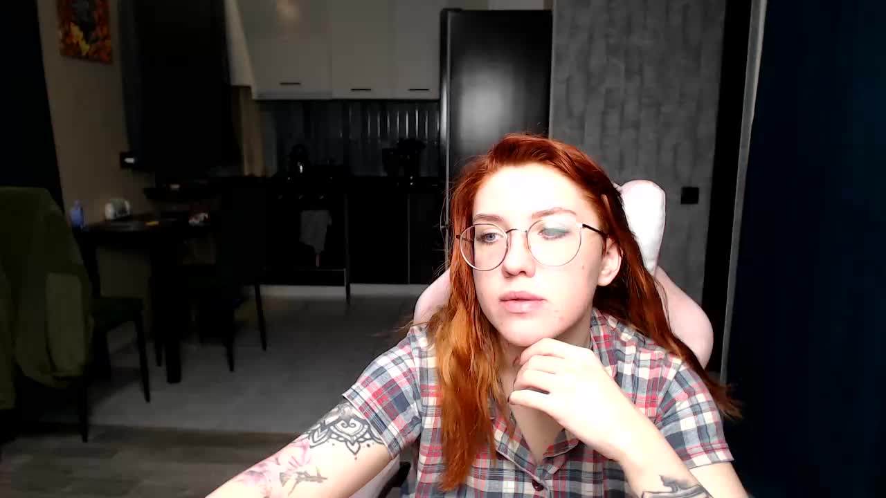 Regimasmile Adult Chat December 5, 2025