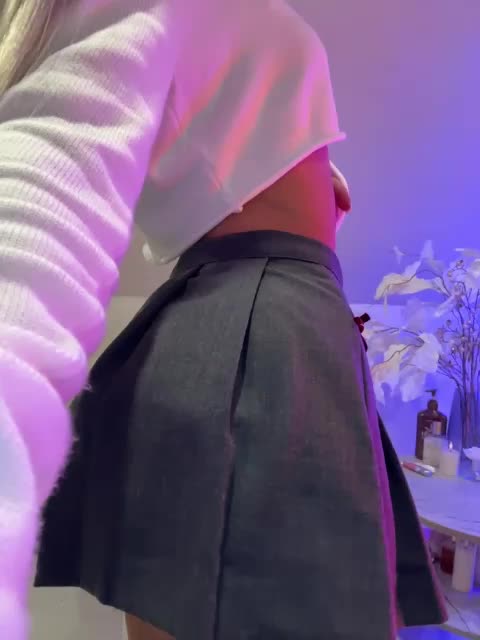 PauLiiine Adult Chat December 5, 2025