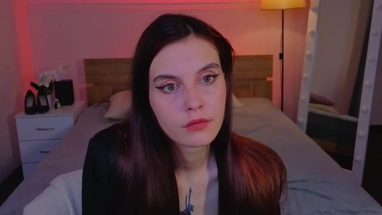 SusieMorris Adult Chat December 5, 2025