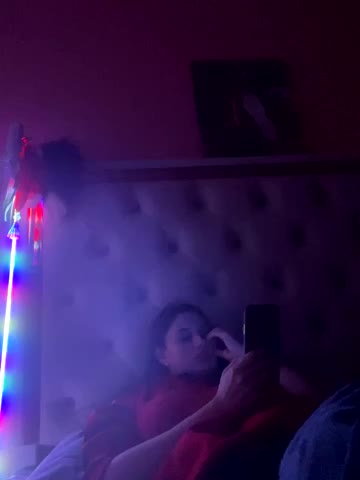 Flossy_Vettie Adult Chat December 5, 2025