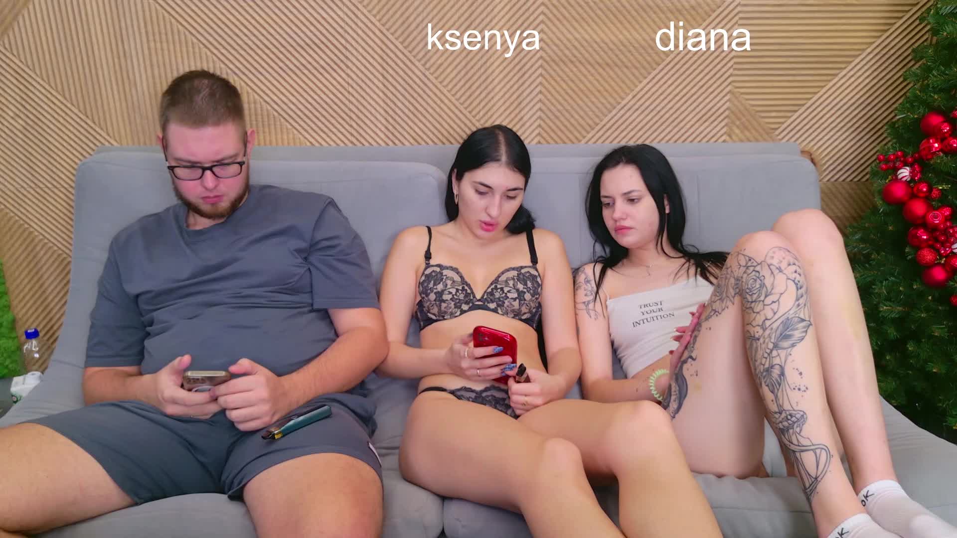 WebcamSlut Adult Chat December 5, 2025