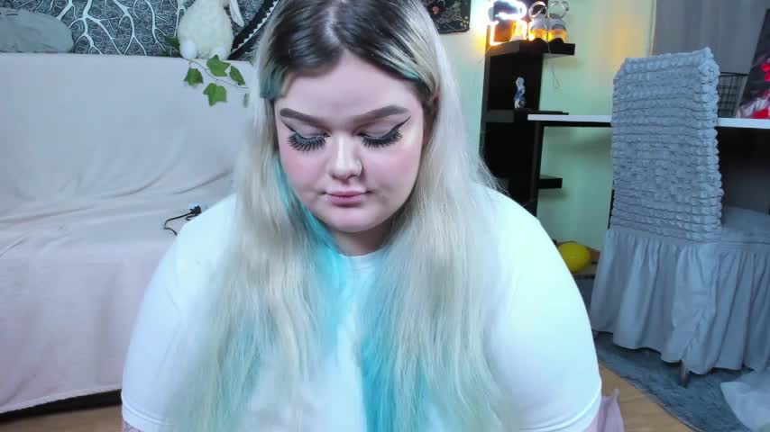 _CandyM1lky_ Adult Chat December 5, 2025