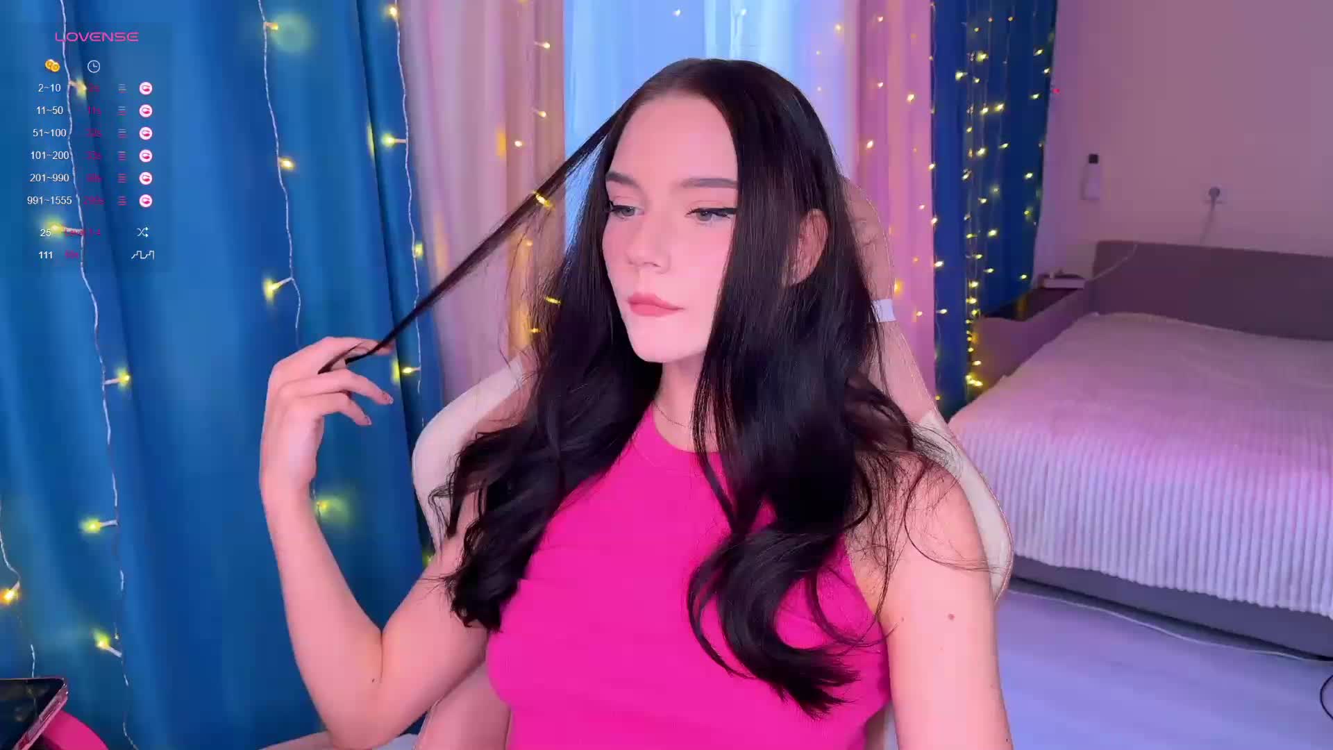 -Violetta- Adult Chat December 5, 2025