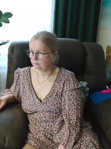 Hot_frenzy Adult Chat December 5, 2025