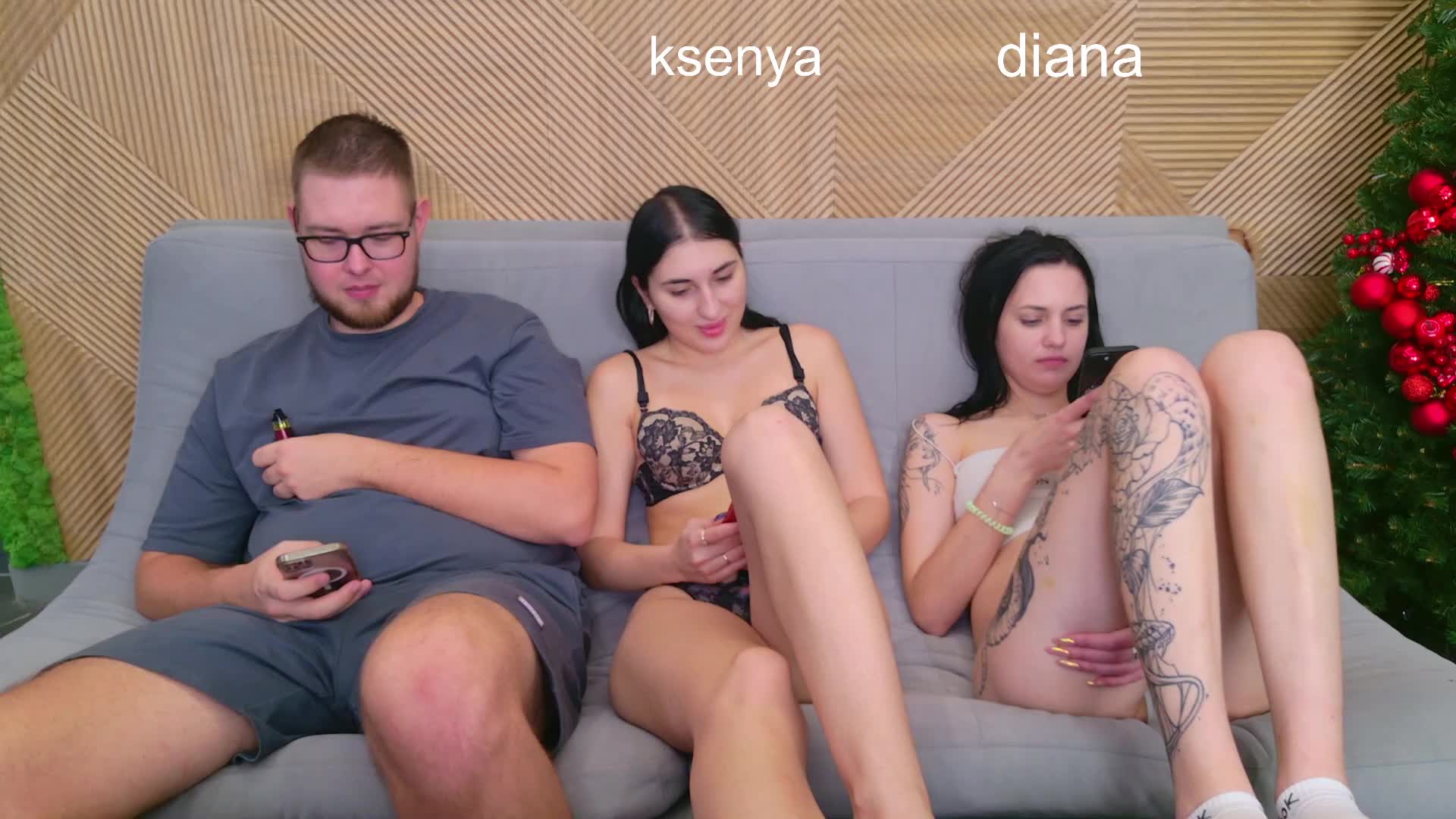 WebcamSlut Adult Chat December 5, 2025