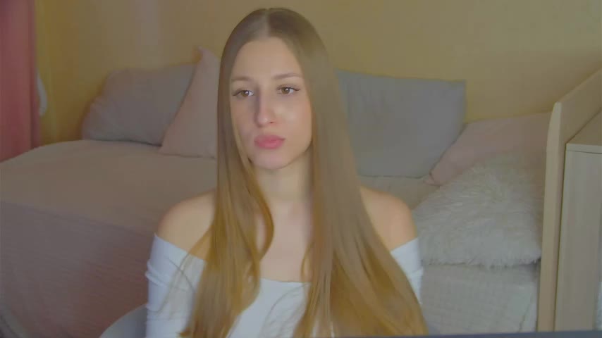 BritneyCruze Adult Chat December 5, 2025