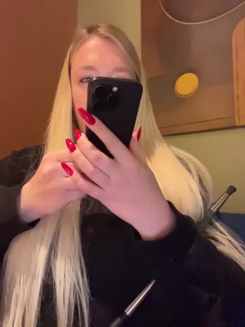 -Sonya699- Adult Chat December 6, 2025