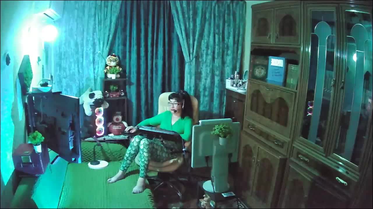 Infodar Adult Chat December 6, 2025