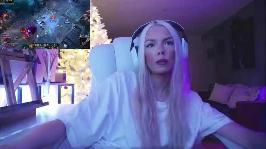 tinykylie Adult Chat December 6, 2025